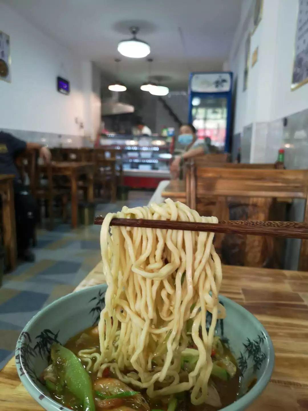 三都老傅手工打面,朱记手工打面