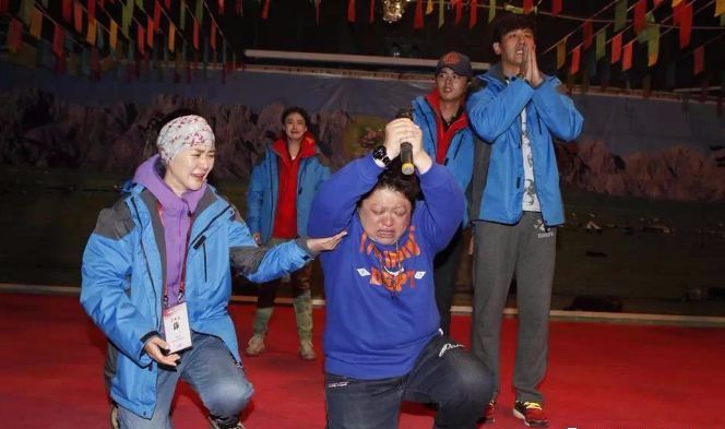 49岁韩红现在状况,48岁韩红近况如何