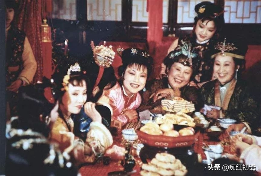 红楼梦的端午节一共出现几次,红楼梦里是怎么过端午的