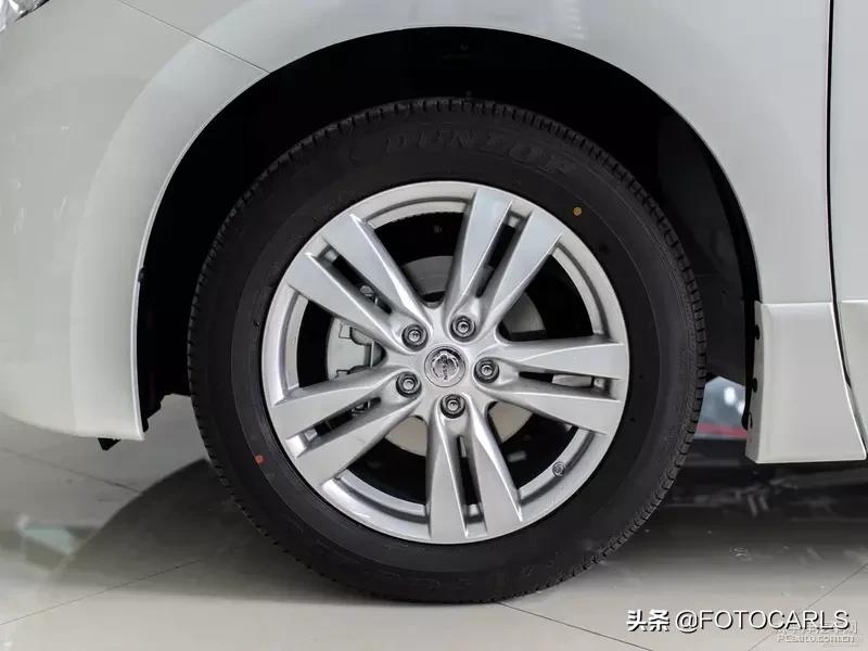 日产贵士3.5翻新,日产贵士4座版