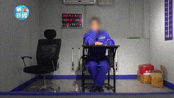 不正经版有毒香水,阿玛尼香水有毒不