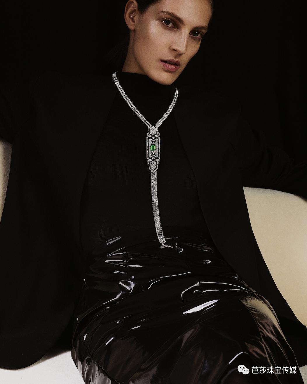 大牌高珠扎堆“上新”,外行看热闹、内行看什么?