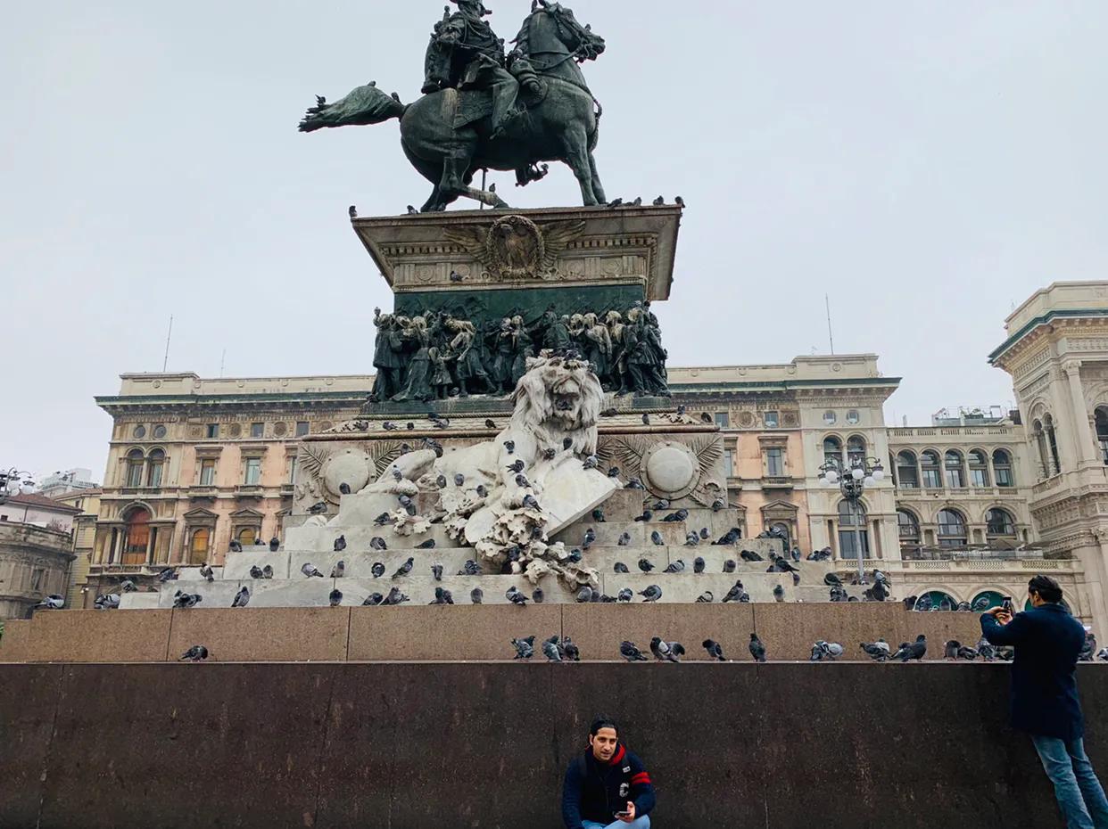 意大利米兰城市漫步,意大利米兰的冬季极夜