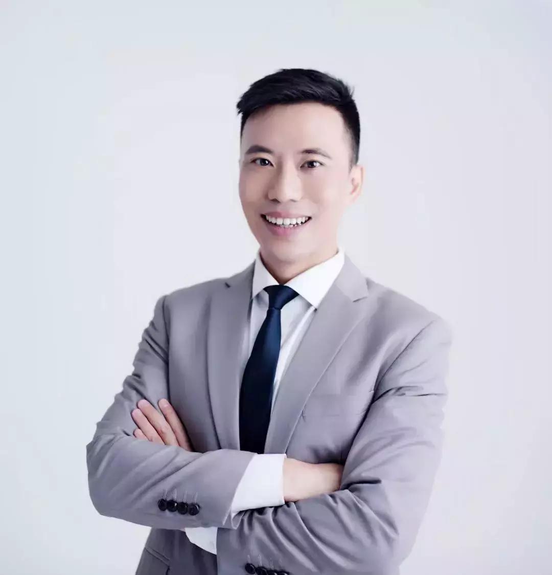 我和5个男美妆博主聊了聊,输了输了