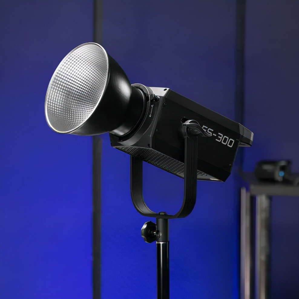 国产灯光厂家成功打入欧美市场，南光的经验值得大家借鉴