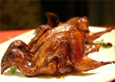 10000只鹌鹑养殖大概要多少个平方,鹌鹑养殖赚钱吗