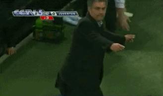 穆里尼奥防守反击十大经典,穆里尼奥疯狂集锦