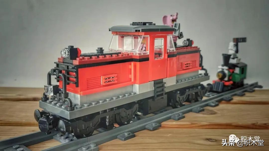 乐*官高**方套内moc最多的一款10183