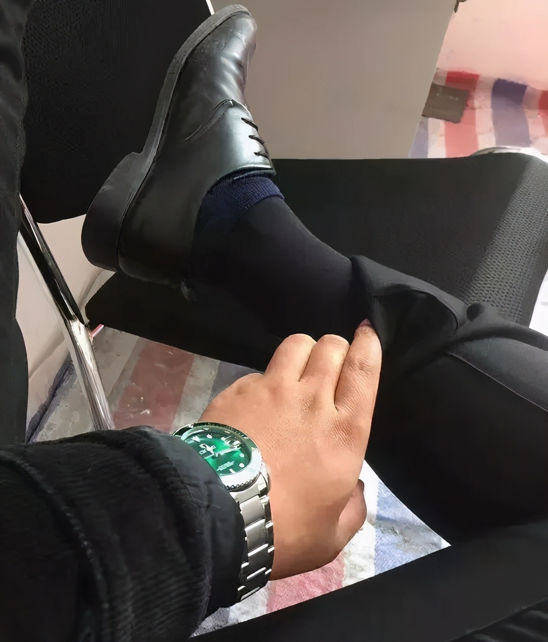 睡裤的正反面怎么区分,睡裤的正反面区分技巧