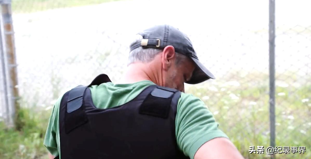 美国最危险的黑帮城市,美国废弃城市底特律