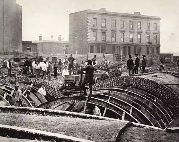 有的人可能拉完一生6吨屎，还不知道厕所是怎么来的