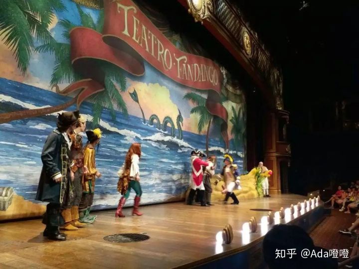 独自带2岁的娃怒刷了10次上海迪士尼，不听我听谁？