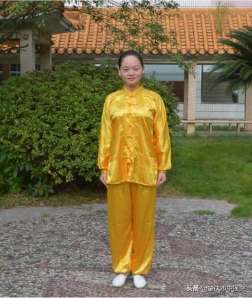 养生八段锦正确做法,养生必备八段锦