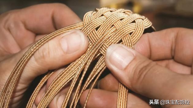 阿娇硕大钻戒完整版,阿娇戒指