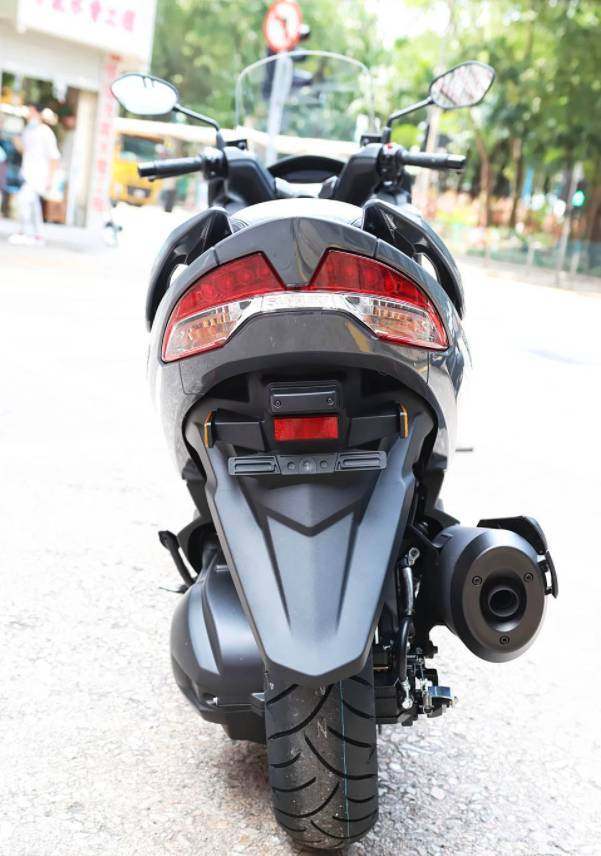 铃木burgman400平行进口摩托车,铃木burgman4002005年