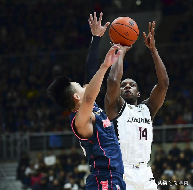 辽宁与郭士强广州四次交锋,辽宁vs广厦哈德森郭士强被罚下