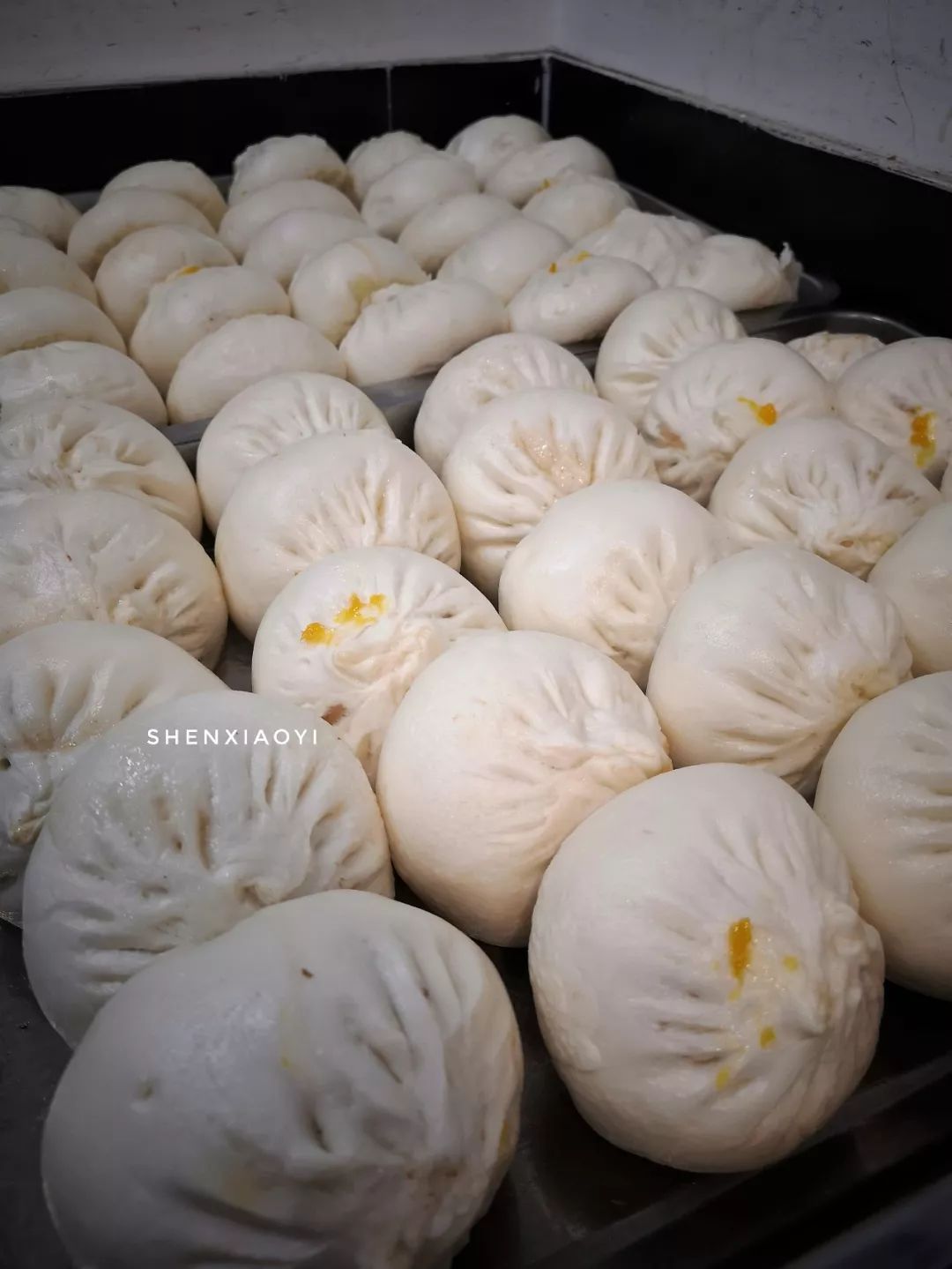 一上午走了1万步，探访5家人气爆棚的小店，不但吃撑还差点被人打