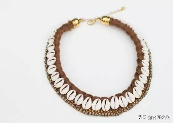 海边捡贝壳小碎片怎么做饰品,在海边捡的贝壳可以做什么小玩意