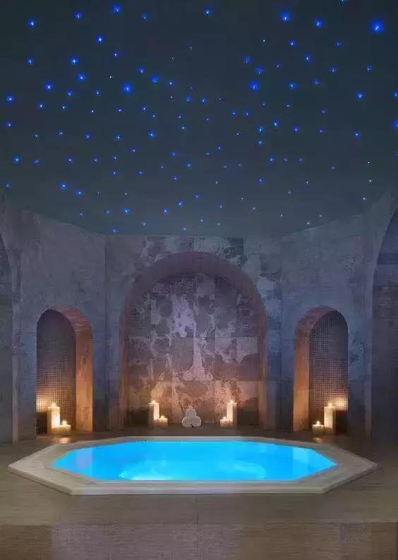 别墅地下室隐藏储物间,设计不利用的地下室