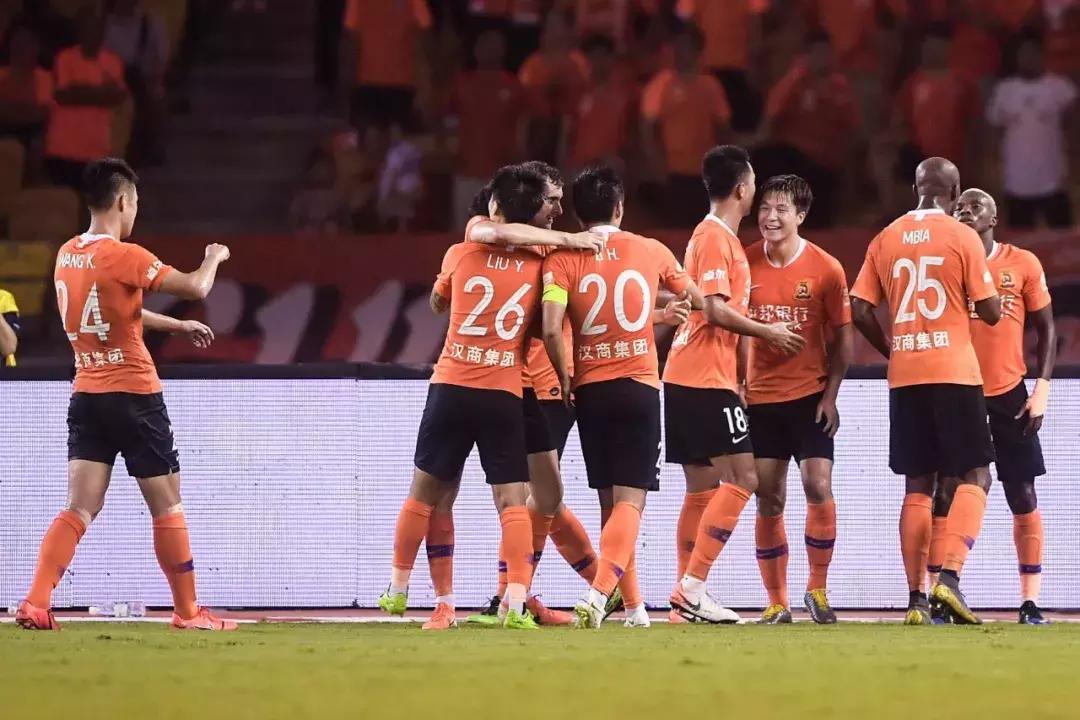 武汉卓尔4比3逆转广州富力,武汉卓尔赢球