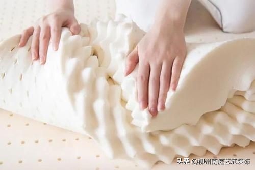 乳胶枕头枕头弹性弹性怎么样?乳胶枕头该怎么清洗?