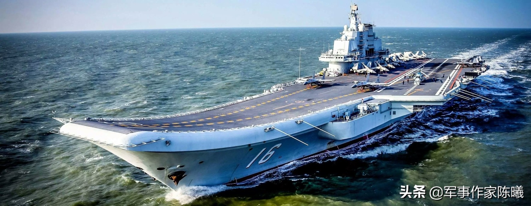 辽宁号航母现在在哪儿,辽宁号航母返回大连卫星图