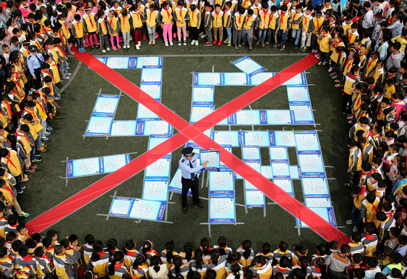 辞旧迎新回忆过往的感慨,回想过往皆是辛酸