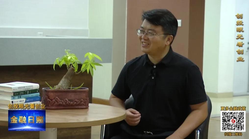 原顺丰的兄弟文豪一如其名,文中有豪,一不小心成了投资大咖!