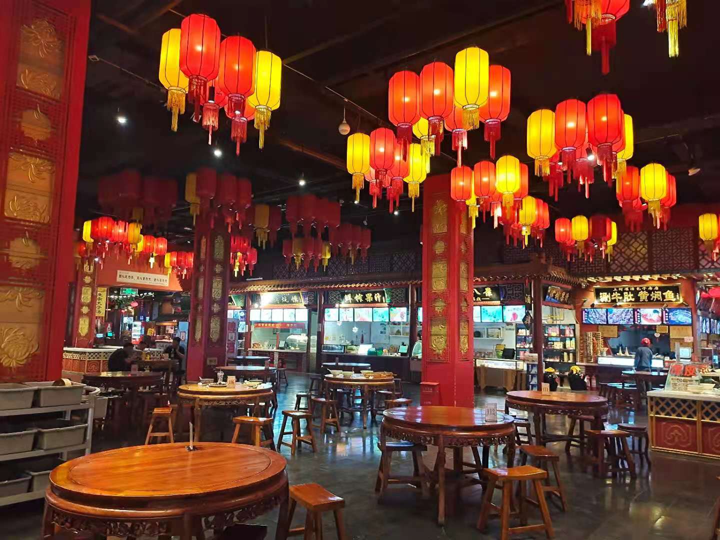 开封宋都御街完整视频,开封宋都御街离鼓楼夜市远吗