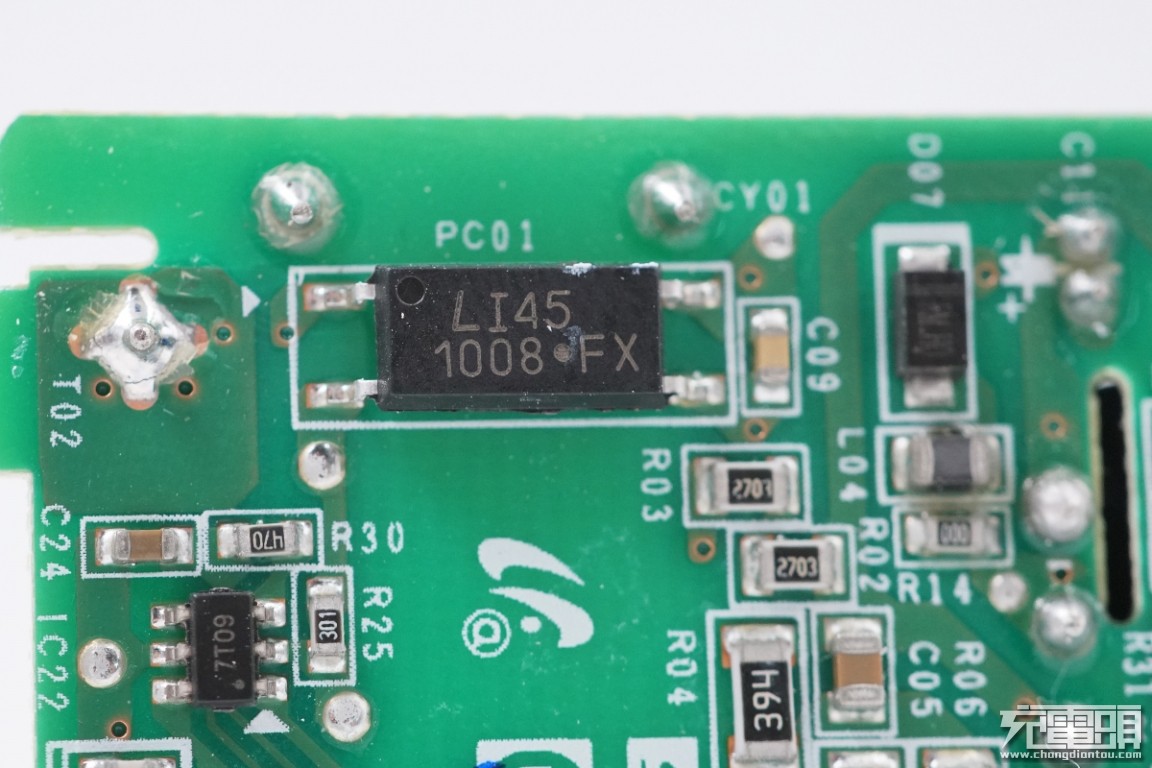 三星25wpd快充怎么拆解,三星25w充电器ta800