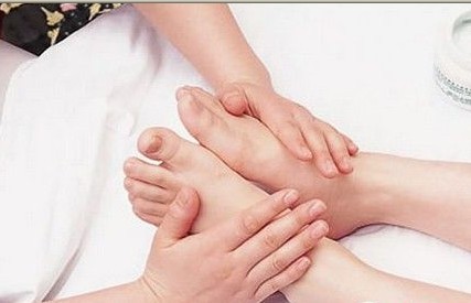 小腿肌肉僵硬发紧是什么原因,小腿肌肉瘦下来的方法