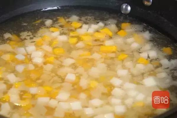 宝宝每次咳嗽我煮一碗汤就搞定,小孩咳嗽一直不好炖什么吃