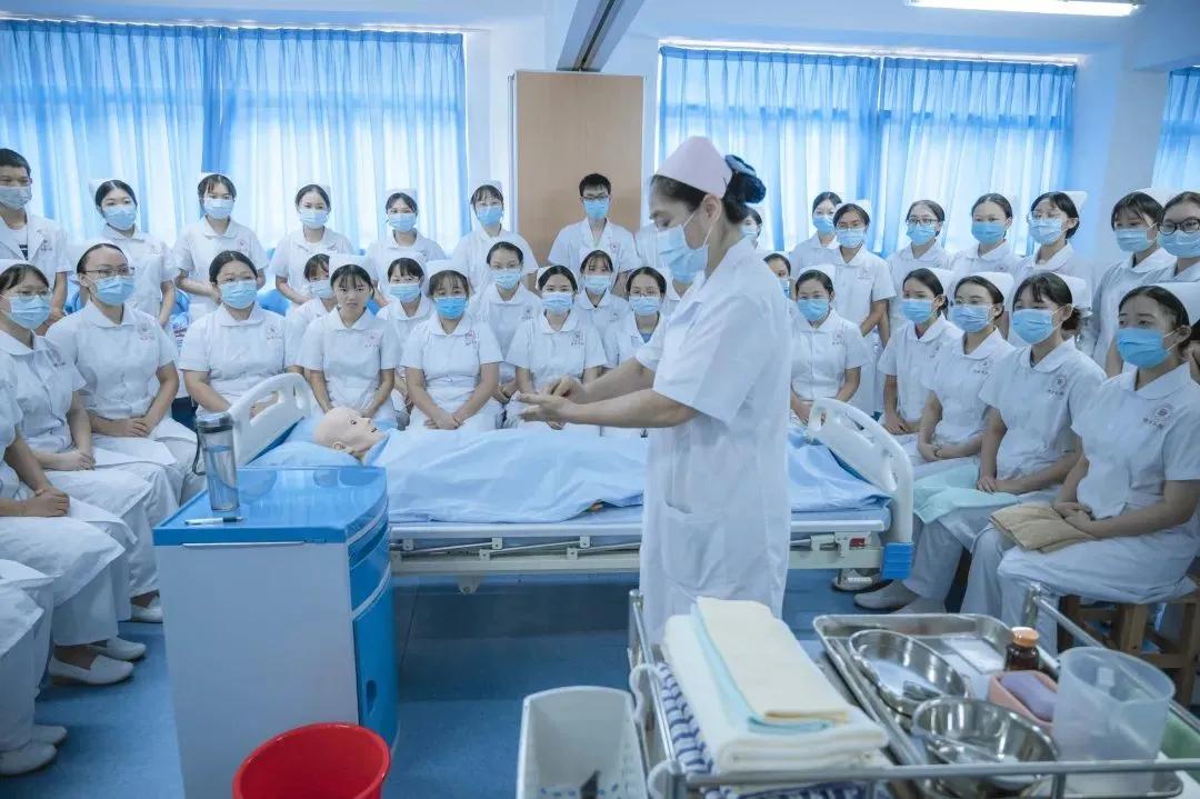 广州华立科技职业学院健康管理,广州华立科技职业学院健康学院