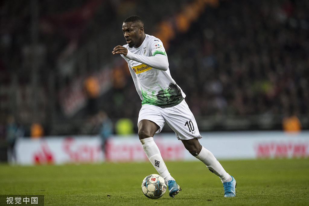 评论拜仁输球,拜仁残阵战门兴