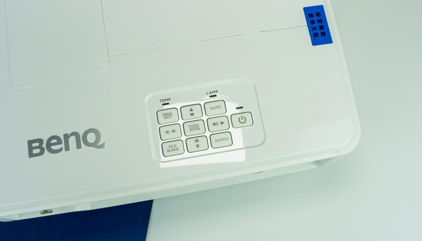 商务投影机有哪些功能,商务投影机家用效果好吗