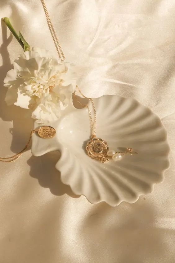 便宜又高级感强的小配饰,时髦又平价的配饰推荐