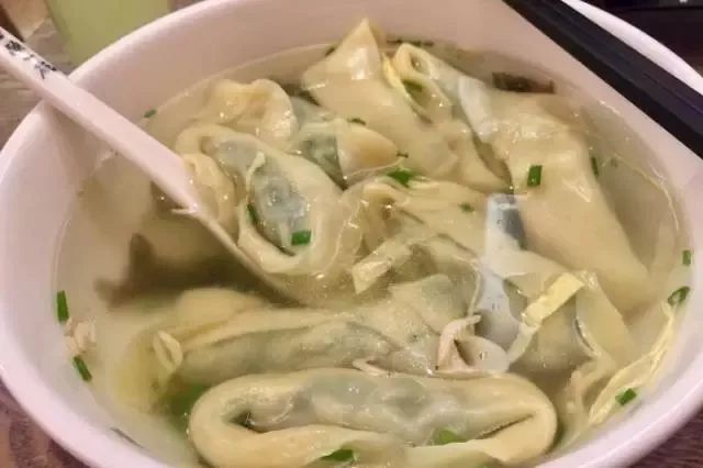 上海美食推荐必吃的餐厅最新,上海最值得去的5家餐厅好吃不贵