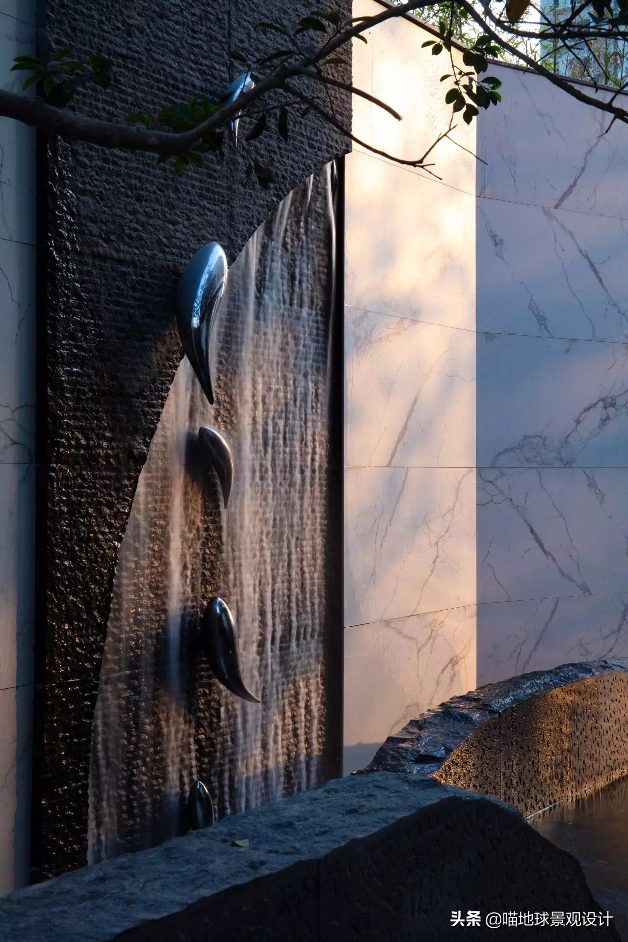 十个绝美别墅庭院墙设计,别墅边户庭院景观设计效果图