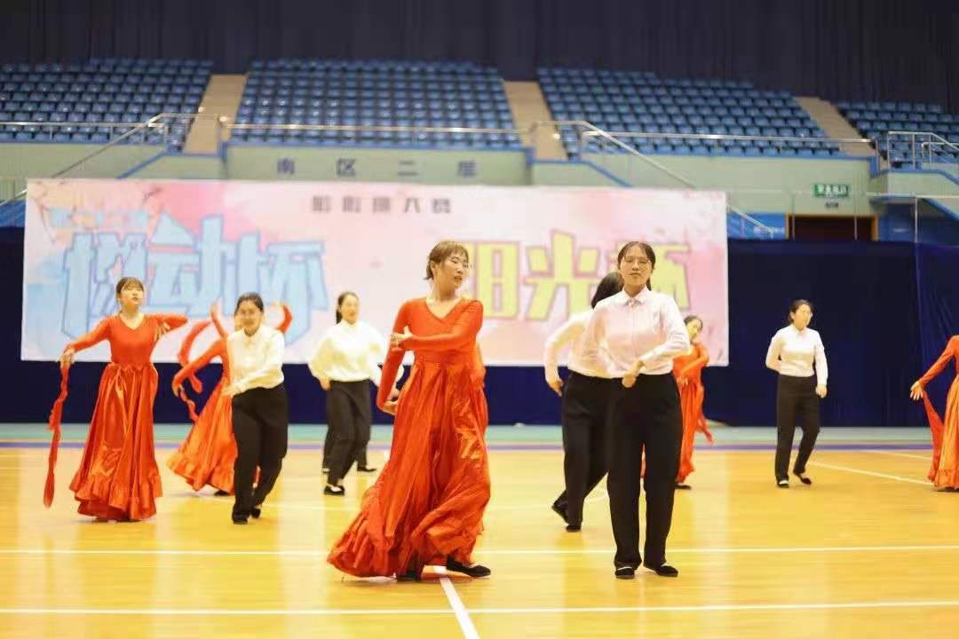 五月动起来图片,五月动起来舞蹈视频