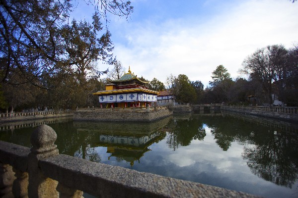 为什么冬天去西藏旅游比较好,冬天去西藏冬藏