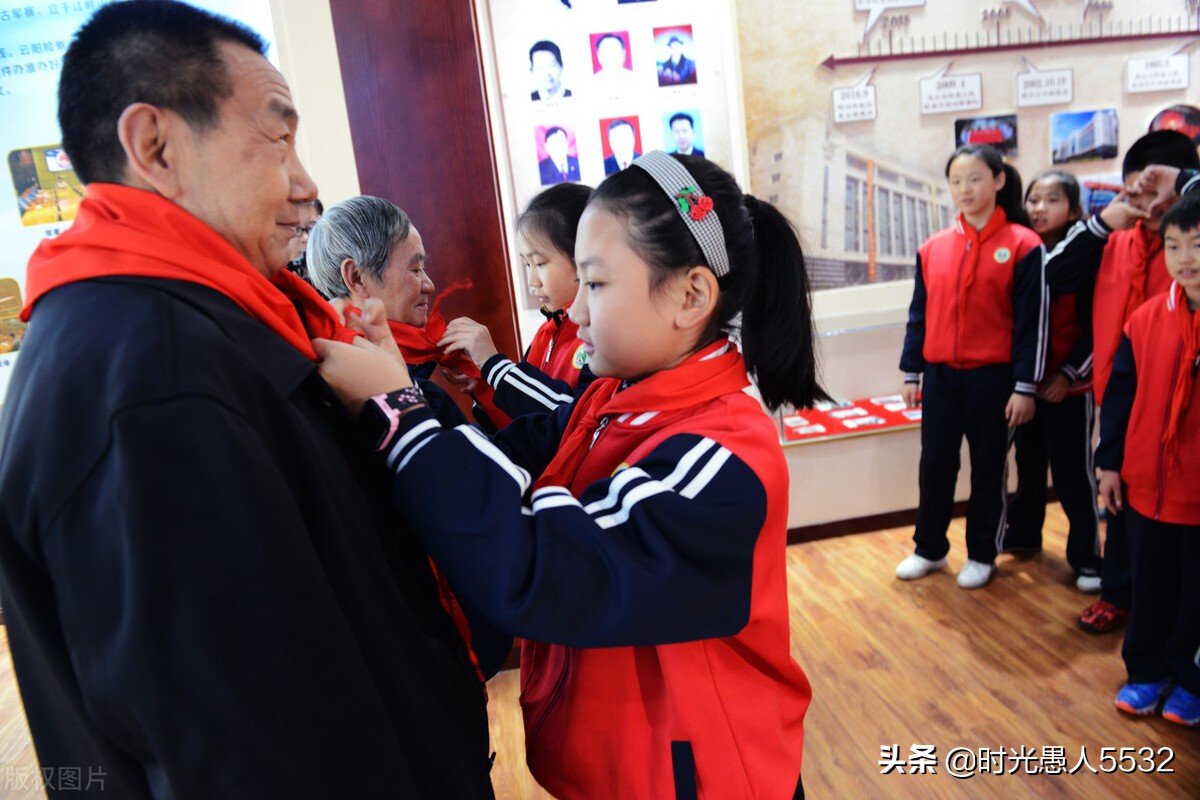 北京首富李晓华做什么起家,曾经的北京首富李晓华现在如何