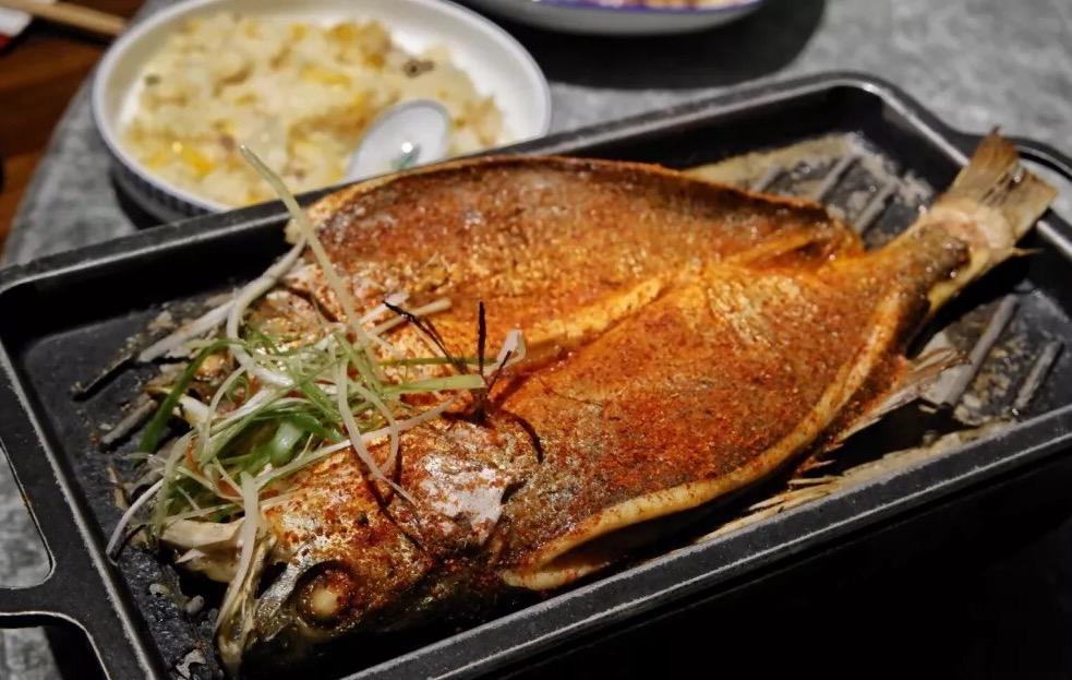 今夏“足球迷”三宝：欧冠、烧烤、啤酒