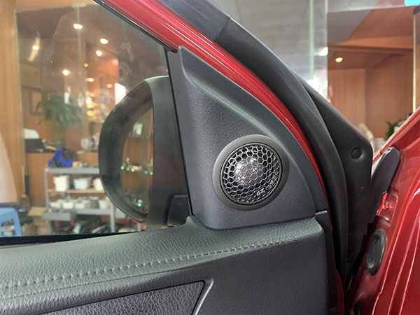 致炫音响高低音调节,致炫音响效果