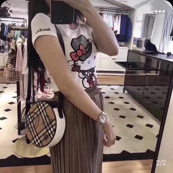 burberry复古圆饼包,用什么搭配古驰的圆饼包