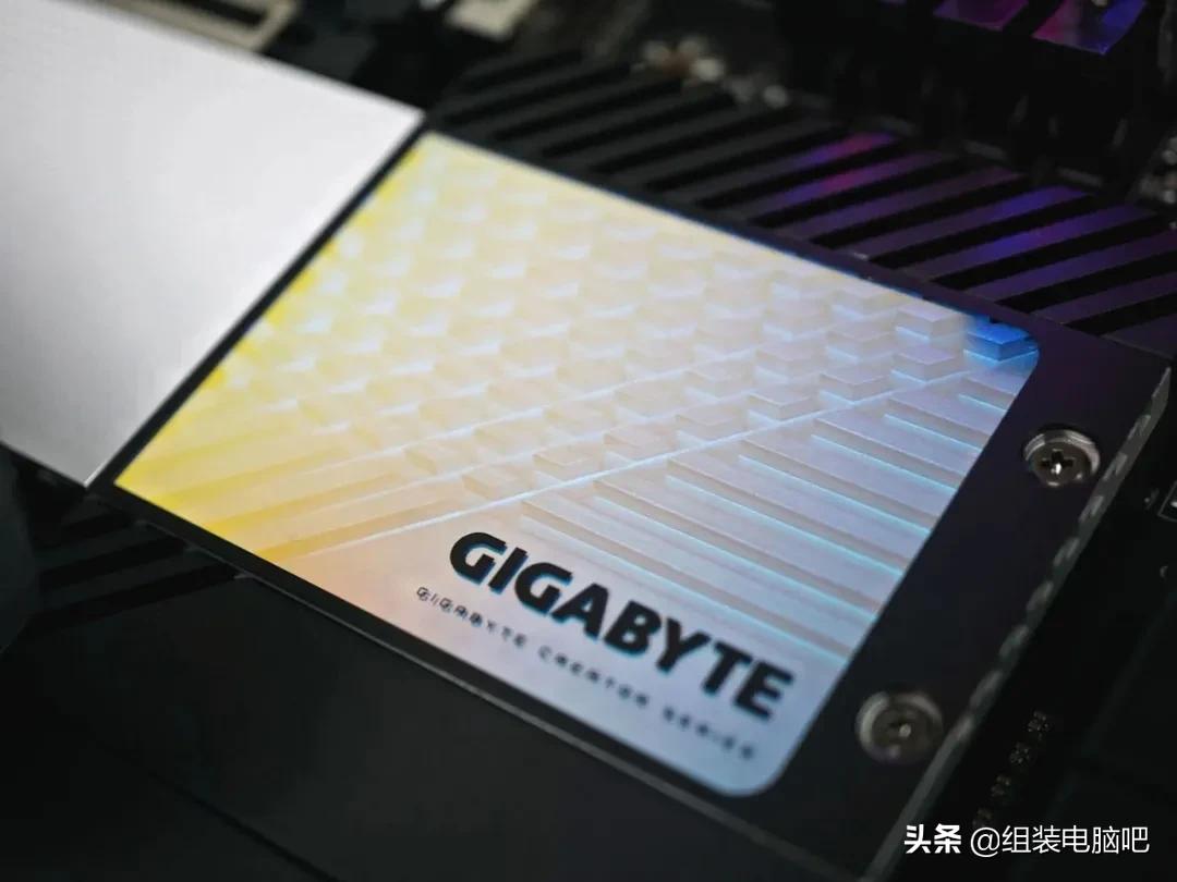 技嘉x570saero主板,技嘉x570旗舰主板