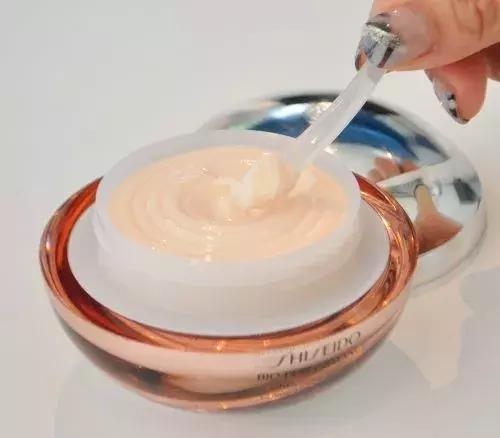 悦薇跟悦薇珀翡哪款好,悦薇和悦薇珀翡是同一款吗