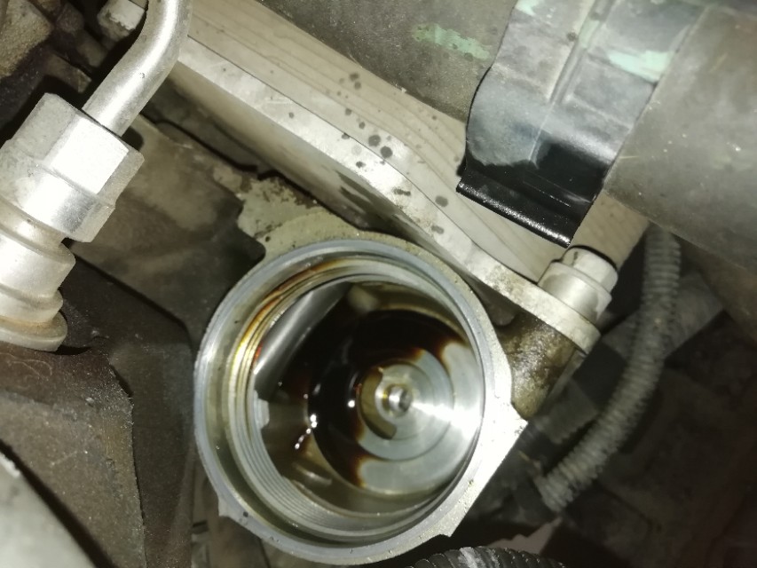 聊一聊别克君威,上一代别克君越