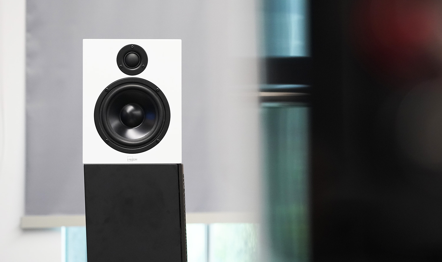 15平方家庭影院音响推荐,极简风家庭影院装修效果