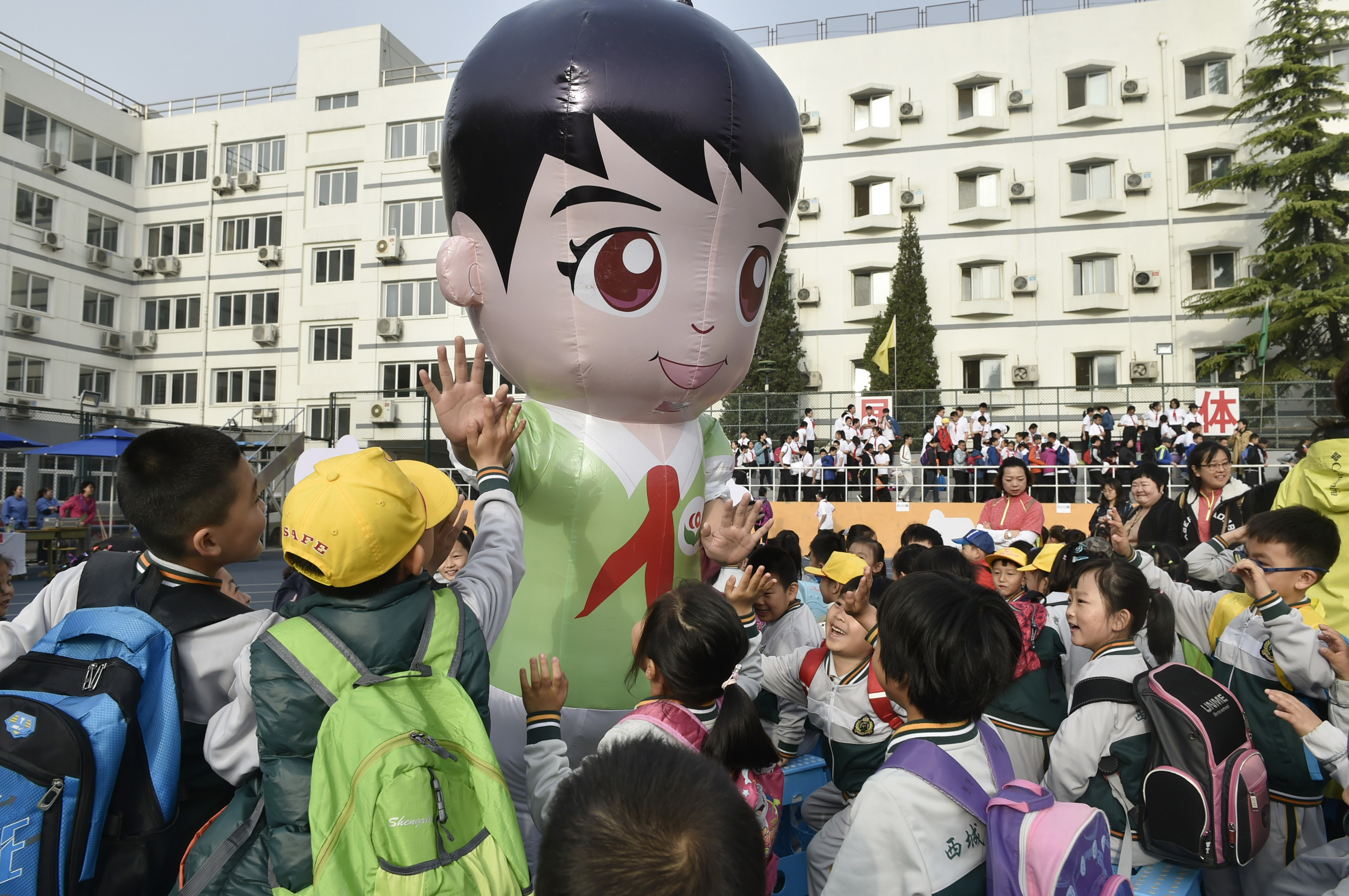 童心向祖国健体乐成长——北京市厂桥小学举办第八届体育节