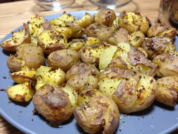 经常吃土豆减肥吗,水煮土豆是减肥的还是增肥的